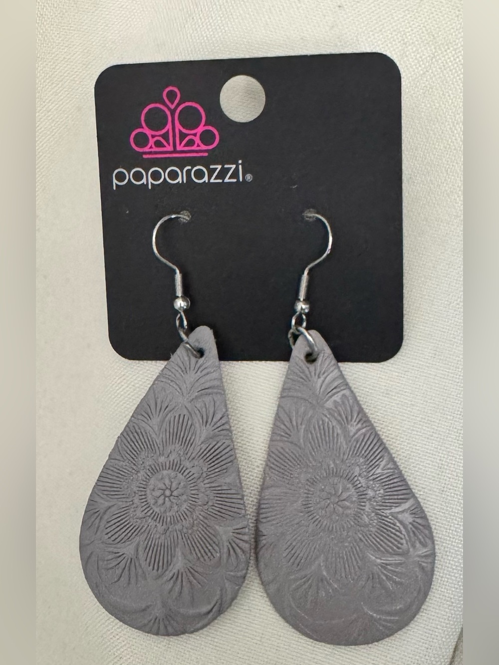 Paparazzi Gray Embossed Teardrop Earrings